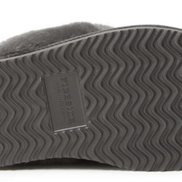 Dearfoams Fireside Genuine Sheepskin Slipper Women's 8W NWT - Picture 4 of 13